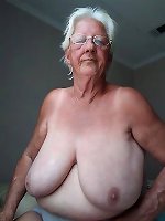 Mature Women Nude pics